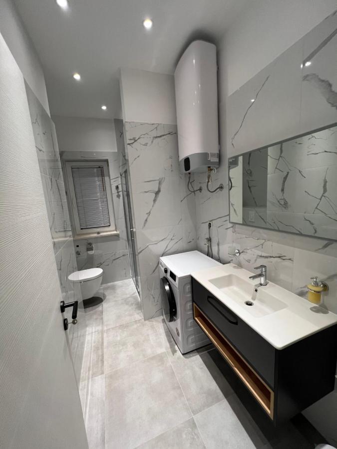 Apartment Igor 5 **** Medolino Esterno foto